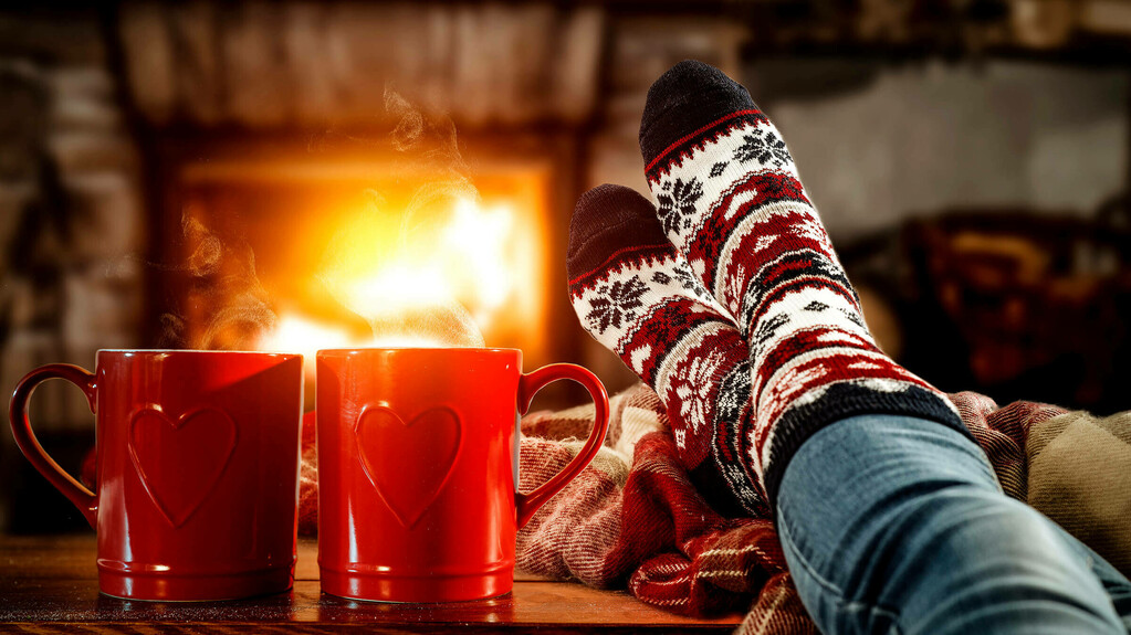 Gluehwein-Adobestock-300326041-Klein